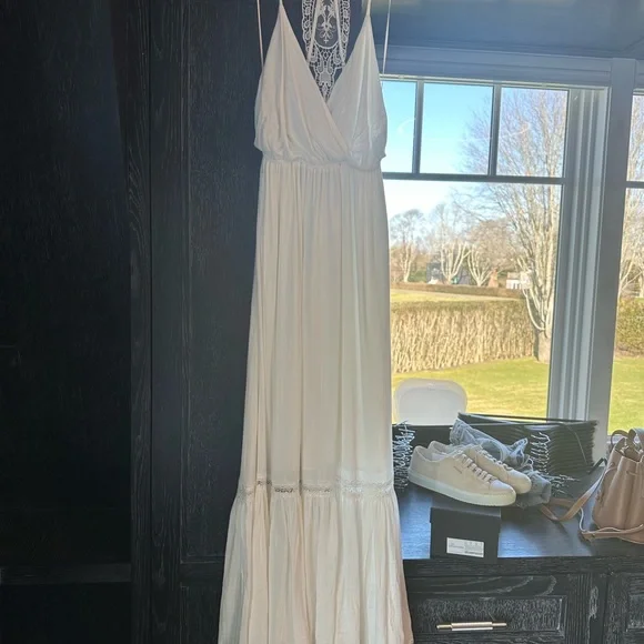 Blue Life Dresses | Blue Life White Maxi Dress Xs | Color: White | Size: Xs | Jules1808'S Closet